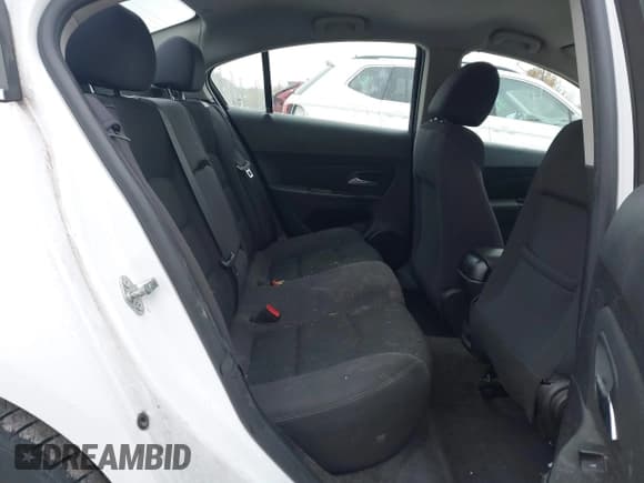 ✅ 2014 Chevrolet Cruze 1LT • VIN: 1G1PC5SB1E7301143 • Лот: 43518631. Опубликован ранее на IAAI с пробегом 139 059 миль. Бесплатный доступ к архиву аукционных продаж из США и подробный отчёт об истории автомобиля на DreamBid. Изображение 8.