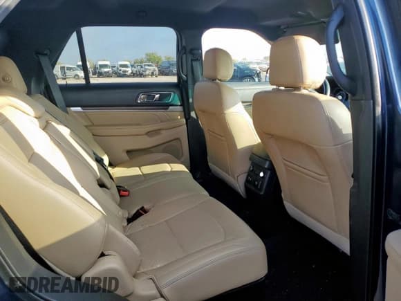 ✅ 2016 Ford Explorer Limited • VIN: 1FM5K8FH9GGD01908 • Лот: 87083925. Опубликован ранее на Copart с пробегом 131 910 миль. Бесплатный доступ к архиву аукционных продаж из США и подробный отчёт об истории автомобиля на DreamBid. Изображение 11.