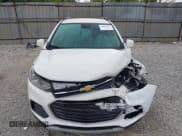 ✅ 2020 Chevrolet Trax LT • VIN: KL7CJPSB4LB064131 • Lot: 43087367. Wystawiony na IAAI z przebiegiem 81 482 mil. Bezpłatny archiwum sprzedaży aukcyjnych z USA i szczegółowy raport historii pojazdu na DreamBid. Zdjęcie 12.