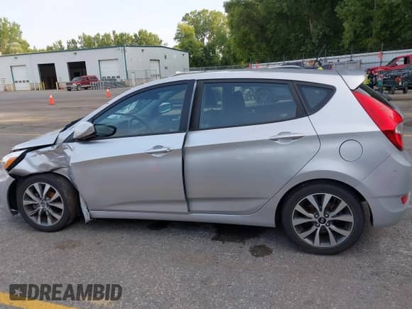 2017 Hyundai Accent Sport with VIN KMHCU5AE4HU336257, listed as a IAAI auction lot 42770551 with Not provided miles and . Bid and sale history available at DreamBid. Image 13.