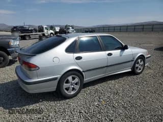 ✅ 2002 Saab 9-3 SE • VIN: YS3DF58K022018372 • Лот: 69486245. Опубликован ранее на Copart с пробегом 172 166 миль. Бесплатный доступ к архиву аукционных продаж из США и подробный отчёт об истории автомобиля на DreamBid. Изображение 3.
