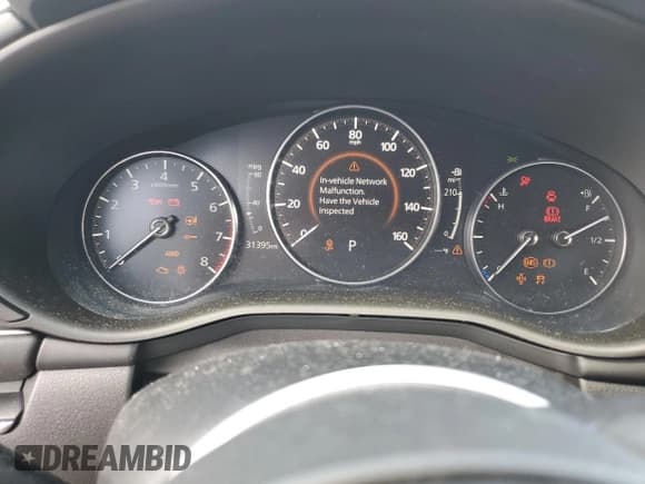 ✅ 2020 Mazda 3 Select • VIN: 3MZBPBCM6LM126294 • Lot: 64984065. Listed on Copart with 31,395 mi. Free auction sales archive from the USA and detailed vehicle history report at DreamBid. Image 9.