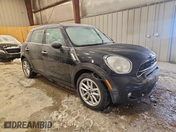 ✅ 2016 MINI Countryman S • VIN: WMWZC3C50GWT11276 • Lot: 96384635. Listed on Copart with 107,392 mi. Free auction sales archive from the USA and detailed vehicle history report at DreamBid. Image 4.
