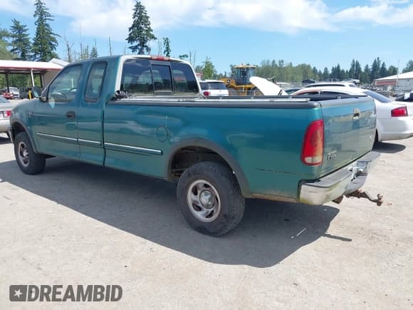 ✅ 1998 Ford F-150 • VIN: 2FTZX18W5WCA21252 • Lot: 42479264. Listed on IAAI with 259,489 mi. Free auction sales archive from the USA and detailed vehicle history report at DreamBid. Image 3.