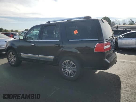 ✅ 2008 Lincoln Navigator • VIN: 5LMFU28578LJ03719 • Лот: 89682495. Опубликован ранее на Copart с пробегом 262 122 миль. Бесплатный доступ к архиву аукционных продаж из США и подробный отчёт об истории автомобиля на DreamBid. Изображение 2.