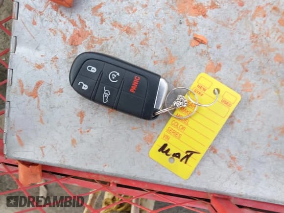 ✅ 2015 Jeep Grand Cherokee Limited • VIN: 1C4RJFBG0FC941795 • Lot: 43654924. Listed on IAAI with 226,233 mi. Free auction sales archive from the USA and detailed vehicle history report at DreamBid. Image 11.