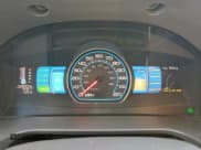 ✅ 2010 Ford Fusion Hybrid • VIN: 3FADP0L31AR277041 • Lot: 90712635. Wystawiony na Copart z przebiegiem 127 672 mil. Bezpłatny archiwum sprzedaży aukcyjnych z USA i szczegółowy raport historii pojazdu na DreamBid. Zdjęcie 9.