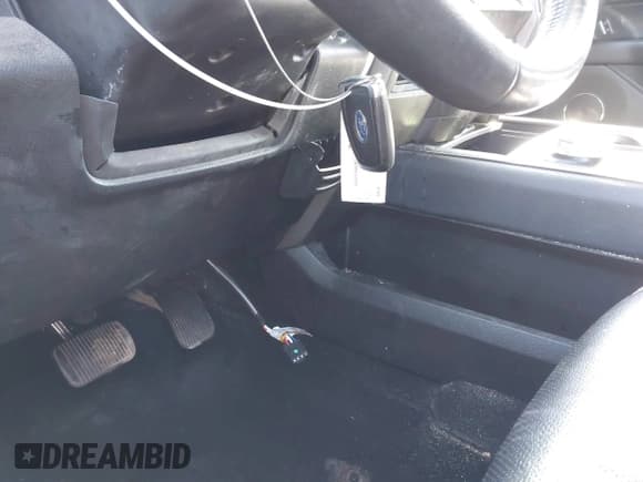 ✅ 2019 Ford Expedition Max XLT • VIN: 1FMJK1JT3KEA44279 • Lot: 42016619. Listed on IAAI with 141,915 mi. Free auction sales archive from the USA and detailed vehicle history report at DreamBid. Image 11.