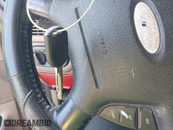 ✅ 2003 Ford Explorer XLT • VIN: 1FMZU63KX3UB09246 • Лот: 42470144. Опубликован ранее на IAAI с пробегом 247 966 миль. Бесплатный доступ к архиву аукционных продаж из США и подробный отчёт об истории автомобиля на DreamBid. Изображение 11.