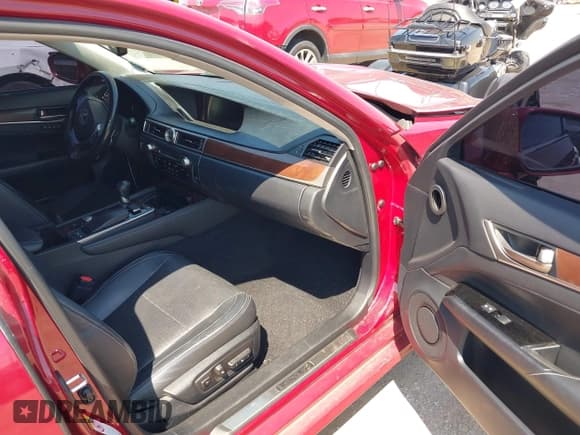 ✅ 2015 Lexus GS 350 • VIN: JTHCE1BL4FA000502 • Lot: 42920153. Wystawiony na IAAI z przebiegiem 178 163 mil. Bezpłatny archiwum sprzedaży aukcyjnych z USA i szczegółowy raport historii pojazdu na DreamBid. Zdjęcie 5.