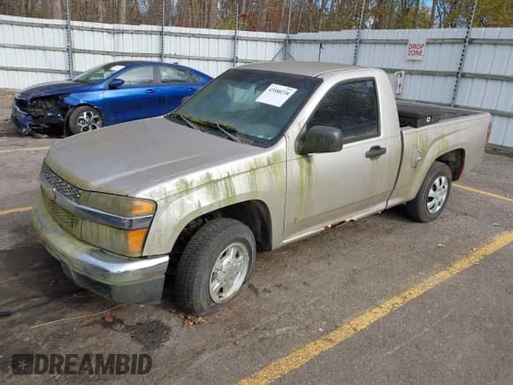 ✅ 2006 Chevrolet Colorado Work Truck • VIN: 1GCCS148568261213 • Лот: 43588238. Опубликован ранее на IAAI с пробегом 318 012 миль. Бесплатный доступ к архиву аукционных продаж из США и подробный отчёт об истории автомобиля на DreamBid. Изображение 2.