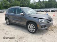 ✅ 2012 Volkswagen Tiguan SE • VIN: WVGBV7AX0CW005291 • Лот: 59867605. Опубликован ранее на Copart с пробегом 126 684 миль. Бесплатный доступ к архиву аукционных продаж из США и подробный отчёт об истории автомобиля на DreamBid. Изображение 4.