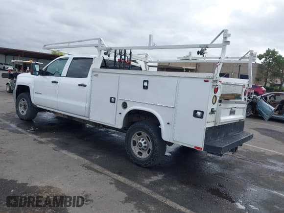 ✅ 2016 Chevrolet Silverado 2500HD Work Truck • VIN: 1GC1CUEG2GF102108 • Lot: 43471361. Listed on IAAI with 185,168 mi. Free auction sales archive from the USA and detailed vehicle history report at DreamBid. Image 3.
