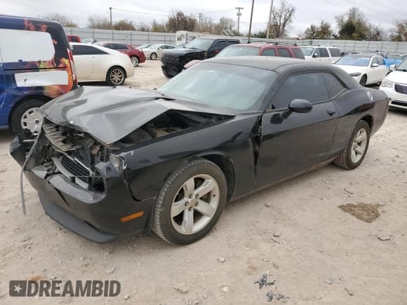 ✅ 2012 Dodge Challenger SXT • VIN: 2C3CDYAG8CH230093 • Lot: 83949194. Wystawiony na Copart z przebiegiem 153 467 mil. Bezpłatny archiwum sprzedaży aukcyjnych z USA i szczegółowy raport historii pojazdu na DreamBid. Zdjęcie 1.