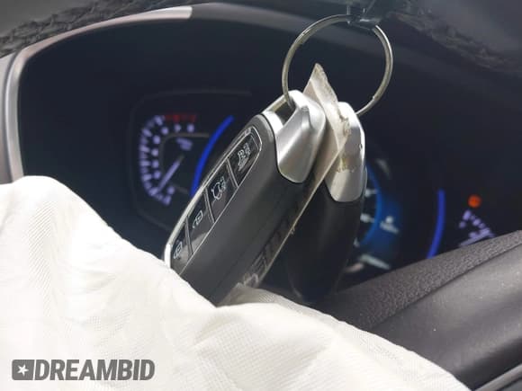 ✅ 2019 Hyundai Santa Fe Limited • VIN: 5NMS5CAAXKH111080 • Лот: 42168203. Опубликован ранее на IAAI с пробегом 178 860 миль. Бесплатный доступ к архиву аукционных продаж из США и подробный отчёт об истории автомобиля на DreamBid. Изображение 11.