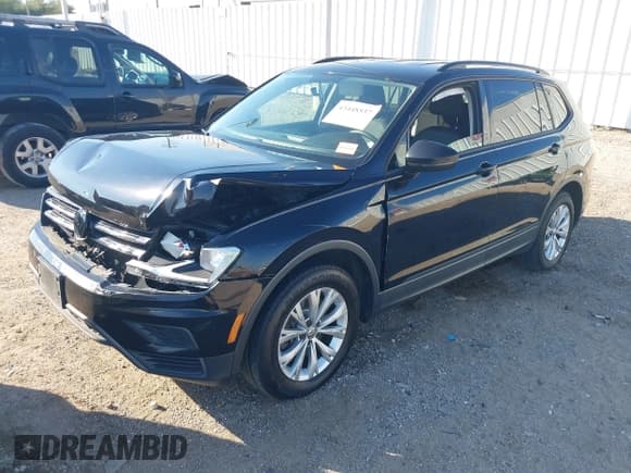 ✅ 2019 Volkswagen Tiguan S • VIN: 3VV1B7AX4KM172259 • Lot: 43448537. Listed on IAAI with 136,757 mi. Free auction sales archive from the USA and detailed vehicle history report at DreamBid. Image 17.