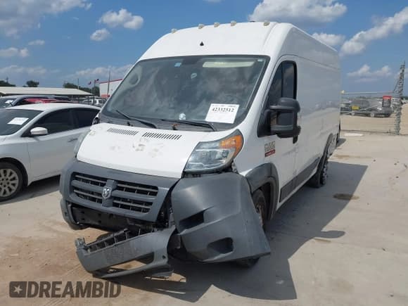 ✅ 2018 Ram ProMaster Cargo • VIN: 3C6TRVBG7JE131811 • Lot: 42332512. Wystawiony na IAAI z przebiegiem 189 928 mil. Bezpłatny archiwum sprzedaży aukcyjnych z USA i szczegółowy raport historii pojazdu na DreamBid. Zdjęcie 2.