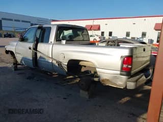 ✅ 2001 Dodge 1500 • VIN: 1B7HC13Z41J605807 • Лот: 43313152. Опубликован ранее на IAAI с пробегом Не указан. Бесплатный доступ к архиву аукционных продаж из США и подробный отчёт об истории автомобиля на DreamBid. Изображение 3.