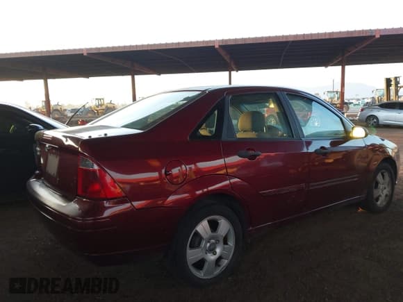 ✅ 2007 Ford Focus S • VIN: 1FAHP34N97W361603 • Lot: 43815869. Listed on IAAI with 178,945 mi. Free auction sales archive from the USA and detailed vehicle history report at DreamBid. Image 12.