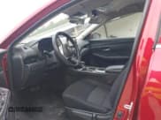 ✅ 2025 Nissan Sentra SV • VIN: 3N1AB8CV7SY239481 • Lot: 43775405. Wystawiony na IAAI z przebiegiem 30 844 mil. Bezpłatny archiwum sprzedaży aukcyjnych z USA i szczegółowy raport historii pojazdu na DreamBid. Zdjęcie 5.