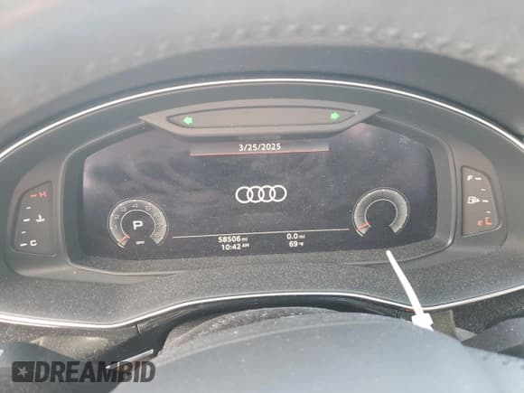 ✅ 2020 Audi Q7 Premium • VIN: WA1AXAF79LD007546 • Lot: 49956855. Listed on Copart with 58,506 mi. Free auction sales archive from the USA and detailed vehicle history report at DreamBid. Image 9.
