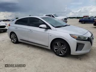 ✅ 2017 Hyundai Ioniq Limited • VIN: KMHC85LC5HU035917 • Lot: 68335844. Wystawiony na Copart z przebiegiem 134 831 mil. Bezpłatny archiwum sprzedaży aukcyjnych z USA i szczegółowy raport historii pojazdu na DreamBid. Zdjęcie 4.