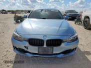 ✅ 2012 BMW 3 Series 328i • VIN: WBA3A5G52CNP16797 • Lot: 81449375. Wystawiony na Copart z przebiegiem 64 435 mil. Bezpłatny archiwum sprzedaży aukcyjnych z USA i szczegółowy raport historii pojazdu na DreamBid. Zdjęcie 5.