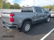 ✅ 2022 Chevrolet Silverado 1500 LT • VIN: 3GCUYDED2NG129356 • Lot: 43471383. Wystawiony na IAAI z przebiegiem 54 723 mil. Bezpłatny archiwum sprzedaży aukcyjnych z USA i szczegółowy raport historii pojazdu na DreamBid. Zdjęcie 4.