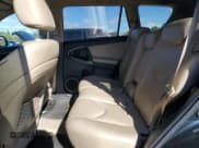 ✅ 2010 Toyota RAV4 Limited • VIN: 2T3DF4DV6AW063954 • Лот: 86708595. Опубликован ранее на Copart с пробегом 163 449 миль. Бесплатный доступ к архиву аукционных продаж из США и подробный отчёт об истории автомобиля на DreamBid. Изображение 10.