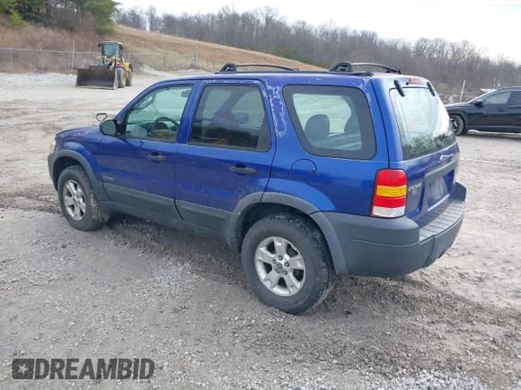 ✅ 2006 Ford Escape XLT • VIN: 1FMYU03146KB87070 • Lot: 41451676. Listed on IAAI with 180,415 mi. Free auction sales archive from the USA and detailed vehicle history report at DreamBid. Image 3.