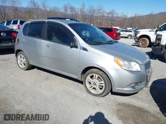 ✅ 2009 Chevrolet Aveo 1LT • VIN: KL1TD66E39B670755 • Lot: 41617362. Wystawiony na IAAI z przebiegiem 179 075 mil. Bezpłatny archiwum sprzedaży aukcyjnych z USA i szczegółowy raport historii pojazdu na DreamBid. Zdjęcie 1.