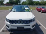 ✅ 2018 Jeep Compass Latitude • VIN: 3C4NJDBB2JT328209 • Lot: 42378767. Listed on IAAI with 94,239 mi. Free auction sales archive from the USA and detailed vehicle history report at DreamBid. Image 12.