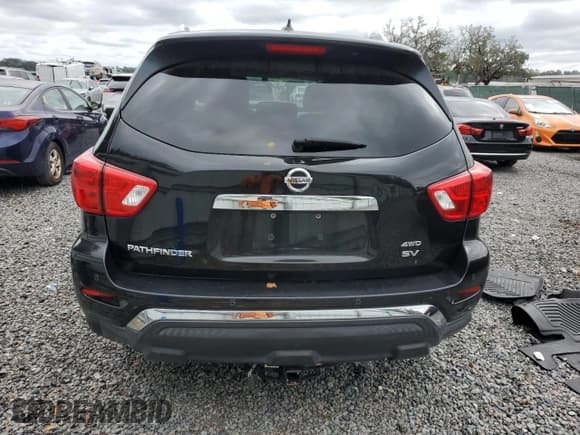 ✅ 2018 Nissan Pathfinder SV • VIN: 5N1DR2MMXJC609656 • Лот: 84632885. Опубликован ранее на Copart с пробегом Не указан. Бесплатный доступ к архиву аукционных продаж из США и подробный отчёт об истории автомобиля на DreamBid. Изображение 6.