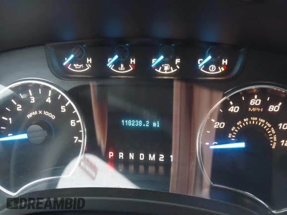 ✅ 2014 Ford F-150 XL • VIN: 1FTFW1EF0EFB34796 • Lot: 43339733. Listed on IAAI with 118,238 mi. Free auction sales archive from the USA and detailed vehicle history report at DreamBid. Image 7.