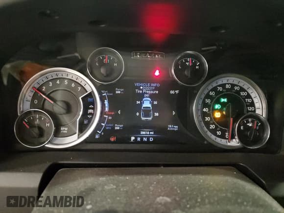 ✅ 2016 Ram 1500 Outdoorsman • VIN: 1C6RR7TT3GS191477 • Lot: 92668595. Listed on Copart with 39,618 mi. Free auction sales archive from the USA and detailed vehicle history report at DreamBid. Image 9.