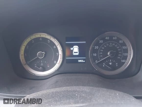 ✅ 2022 Hyundai Venue Limited • VIN: KMHRC8A34NU168595 • Lot: 41321713. Listed on IAAI with 3,852 mi. Free auction sales archive from the USA and detailed vehicle history report at DreamBid. Image 7.