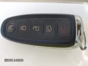 ✅ 2013 Ford Taurus SEL • VIN: 1FAHP2E85DG120744 • Лот: 43739148. Опубликован ранее на IAAI с пробегом 144 476 миль. Бесплатный доступ к архиву аукционных продаж из США и подробный отчёт об истории автомобиля на DreamBid. Изображение 11.