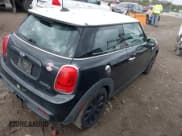 ✅ 2014 MINI Hardtop S • VIN: WMWXM7C51ET987469 • Lot: 43581447. Listed on IAAI with 142,143 mi. Free auction sales archive from the USA and detailed vehicle history report at DreamBid. Image 4.