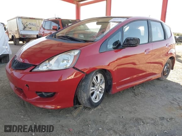 ✅ 2011 Honda Fit Sport • VIN: JHMGE8H57BC022334 • Lot: 43703972. Wystawiony na IAAI z przebiegiem 286 805 mil. Bezpłatny archiwum sprzedaży aukcyjnych z USA i szczegółowy raport historii pojazdu na DreamBid. Zdjęcie 17.