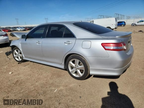 ✅ 2010 Toyota Camry • VIN: 4T1BF3EK6AU570884 • Лот: 92253785. Опубликован ранее на Copart с пробегом Не указан. Бесплатный доступ к архиву аукционных продаж из США и подробный отчёт об истории автомобиля на DreamBid. Изображение 2.