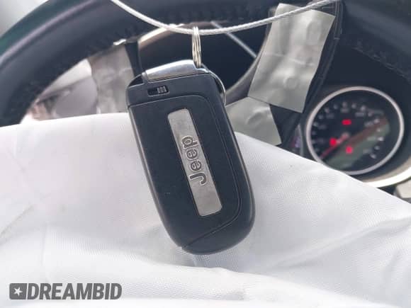 2020 Jeep Compass Latitude с VIN 3C4NJDBB1LT127856, выставлен на аукционе IAAI как лот 41867905 с пробегом 90 468 миль миль и . История ставок и продаж доступна на DreamBid. Изображение 11.