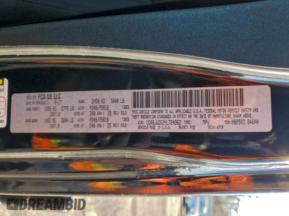 ✅ 2017 Jeep Wrangler Unlimited Sport • VIN: 1C4BJWDG2HL724962 • Lot: 95321825. Wystawiony na Copart z przebiegiem 84 371 mil. Bezpłatny archiwum sprzedaży aukcyjnych z USA i szczegółowy raport historii pojazdu na DreamBid. Zdjęcie 13.