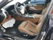 ✅ 2024 BMW M8 Competition • VIN: WBSGV0C05RCR13661 • Lot: 71077114. Wystawiony na Copart z przebiegiem Nie podano. Bezpłatny archiwum sprzedaży aukcyjnych z USA i szczegółowy raport historii pojazdu na DreamBid. Zdjęcie 7.