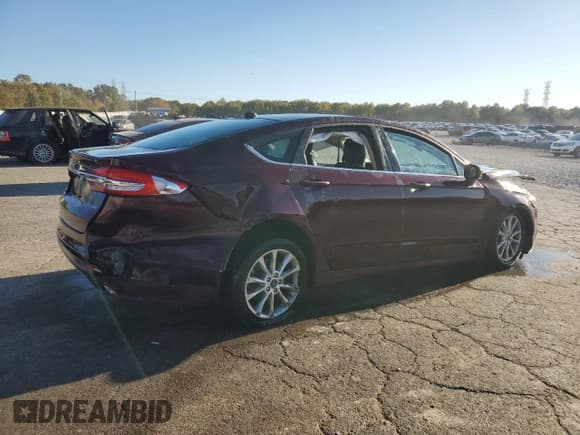 ✅ 2017 Ford Fusion SE • VIN: 3FA6P0H77HR112707 • Lot: 91091845. Wystawiony na Copart z przebiegiem 116 022 mil. Bezpłatny archiwum sprzedaży aukcyjnych z USA i szczegółowy raport historii pojazdu na DreamBid. Zdjęcie 3.