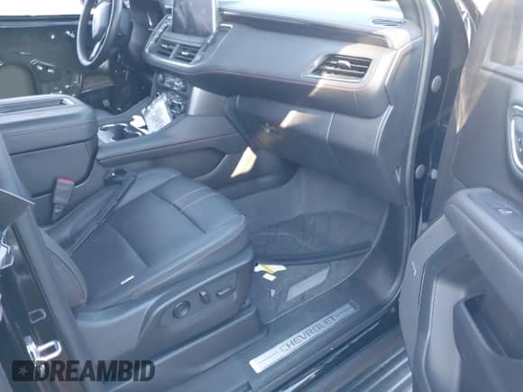 2023 Chevrolet Tahoe RST z VIN 1GNSKRKD7PR400349, wystawiony jako IAAI lot #41331940 z przebiegiem 25 503 mil mil oraz . Historia ofert i sprzedaży dostępna na DreamBid. Obrazek 5.