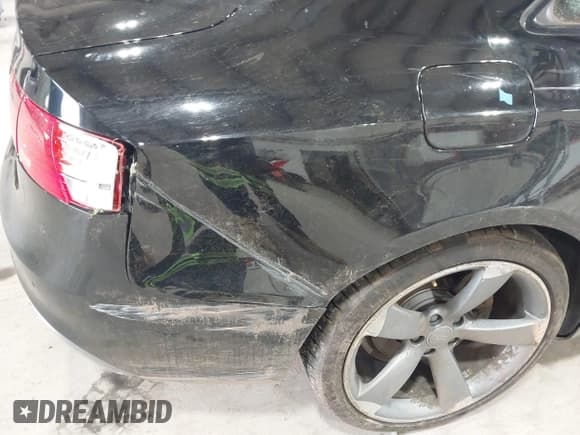 ✅ 2015 Audi A5 Premium Plus • VIN: WAUMFAFRXFA048925 • Лот: 42917717. Опубликован ранее на IAAI с пробегом 61 795 миль. Бесплатный доступ к архиву аукционных продаж из США и подробный отчёт об истории автомобиля на DreamBid. Изображение 18.