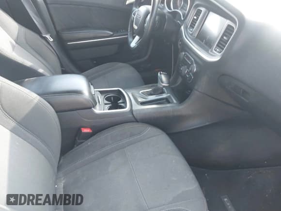 ✅ 2015 Dodge Charger SXT • VIN: 2C3CDXHG3FH878655 • Lot: 43553155. Listed on IAAI with 128,649 mi. Free auction sales archive from the USA and detailed vehicle history report at DreamBid. Image 5.