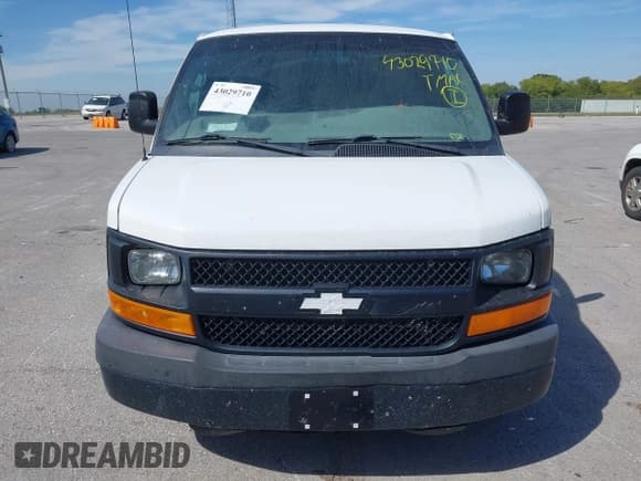 ✅ 2014 Chevrolet Express Cargo • VIN: 1GCWGFCA6E1187131 • Lot: 43029710. Listed on IAAI with 301,434 mi. Free auction sales archive from the USA and detailed vehicle history report at DreamBid. Image 12.