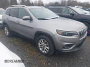 ✅ 2019 Jeep Cherokee Latitude • VIN: 1C4PJMCX2KD342122 • Lot: 43658085. Wystawiony na IAAI z przebiegiem 186 491 mil. Bezpłatny archiwum sprzedaży aukcyjnych z USA i szczegółowy raport historii pojazdu na DreamBid. Zdjęcie 1.