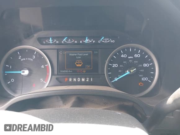 ✅ 2019 Ford F-250 XL • VIN: 1FT7W2BT4KEF78799 • Lot: 43004372. Wystawiony na IAAI z przebiegiem 164 895 mil. Bezpłatny archiwum sprzedaży aukcyjnych z USA i szczegółowy raport historii pojazdu na DreamBid. Zdjęcie 7.